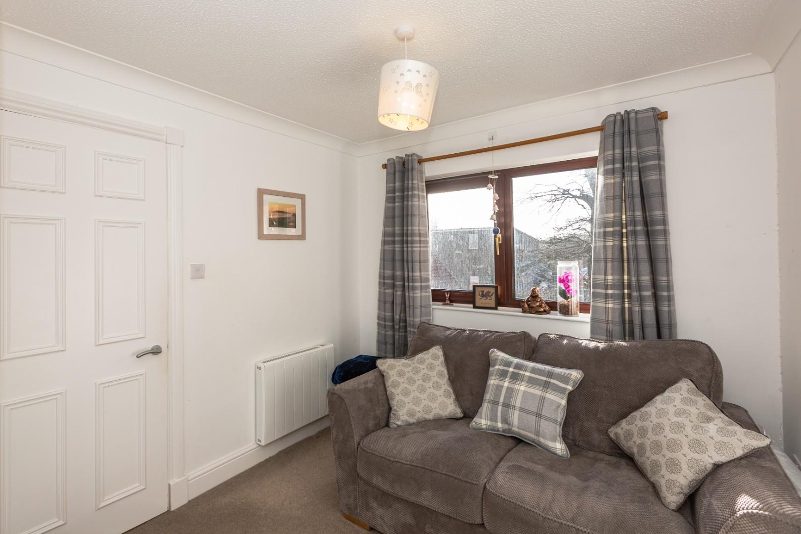 Folland Court, West Cross, Swansea, SA3 5BJ